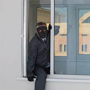 Ground-level break-in statistics showing vulnerability of lower home entry points